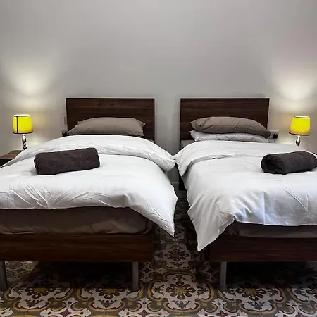 Dar Barbara - Duplex 1 Double Bed Maltese Style House בית נופש