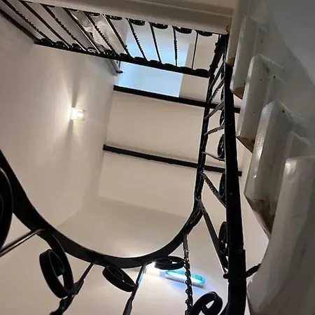 펜션 Dar Barbara - Duplex 1 Double Bed Maltese Style House