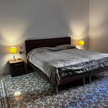 別荘 Dar Barbara - Duplex 1 Double Bed Maltese Style House Cospicua