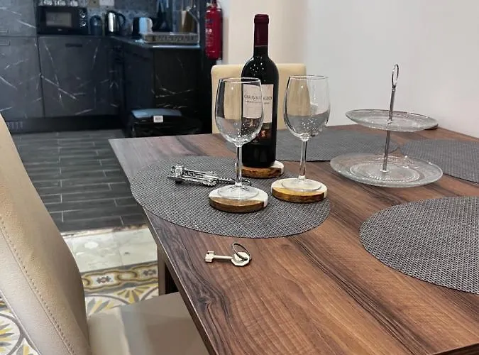 別荘 Dar Barbara - Duplex 1 Double Bed Maltese Style House *